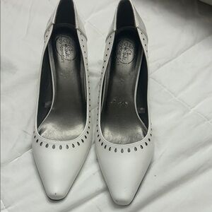 Life Stride White Heels with Cutout Design 💥